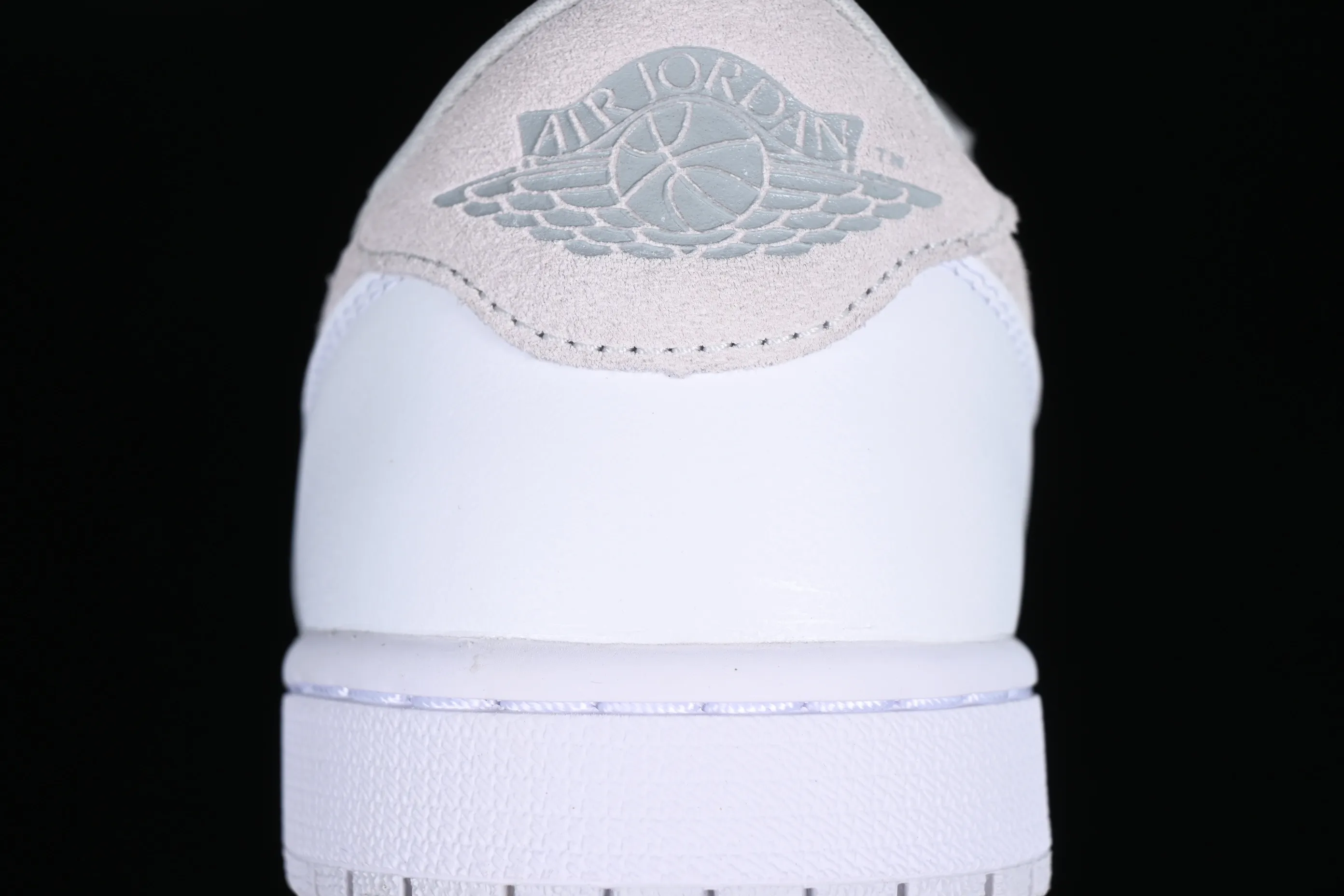 All categories Air Jordan Jordan series basketball shoes Air Jordan 1 Low G version pure original Air Jordan 1 Low OG "Shattered Backboard" AJ1 Joe 1 customized version white buckle shredded full head layer low-top basketball shoes CZ0790-100